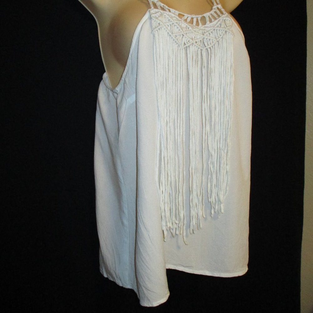 Dizzy Lizzy White Macrame Fringes Halter Top - Picture 12 of 12